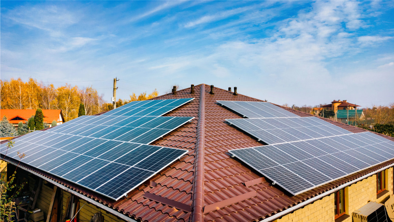 impianto fotovoltaico casa con pannelli solari